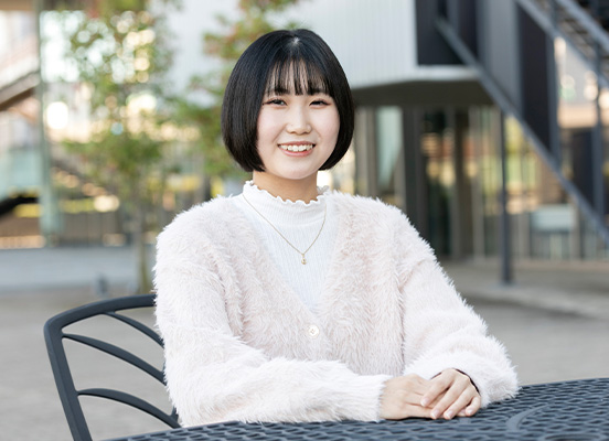 稲垣 早彩 さん